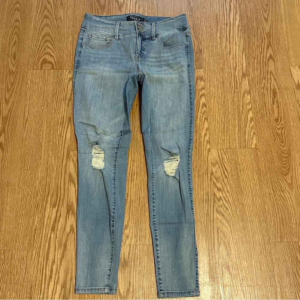 Torrid Skinny Stretch Jegging Ripped Women's Size 10R High-Rise Distressed Jeans